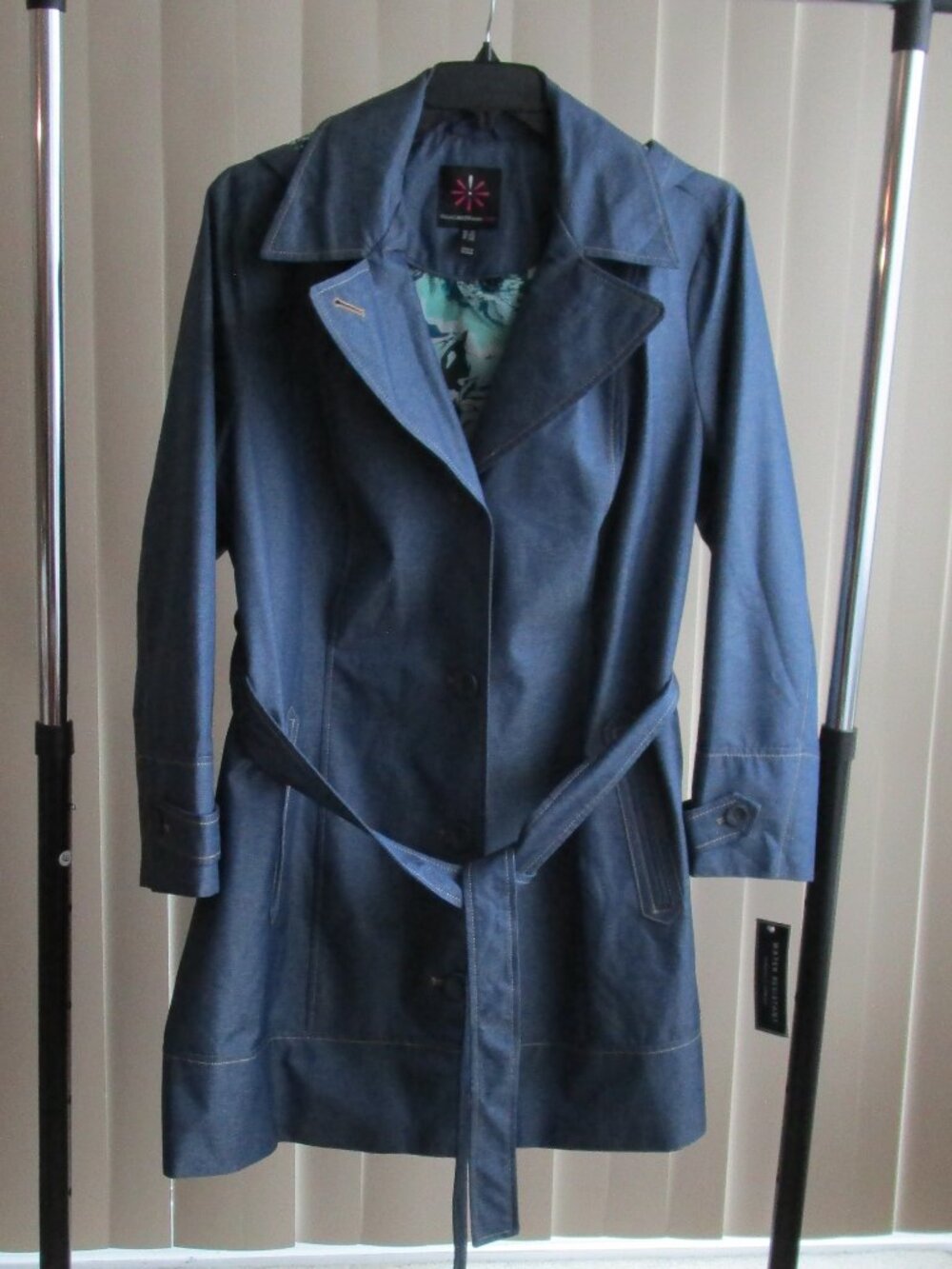 Isaac Mizrahi Hooded Rain Coat woman 2X- blue water reistant